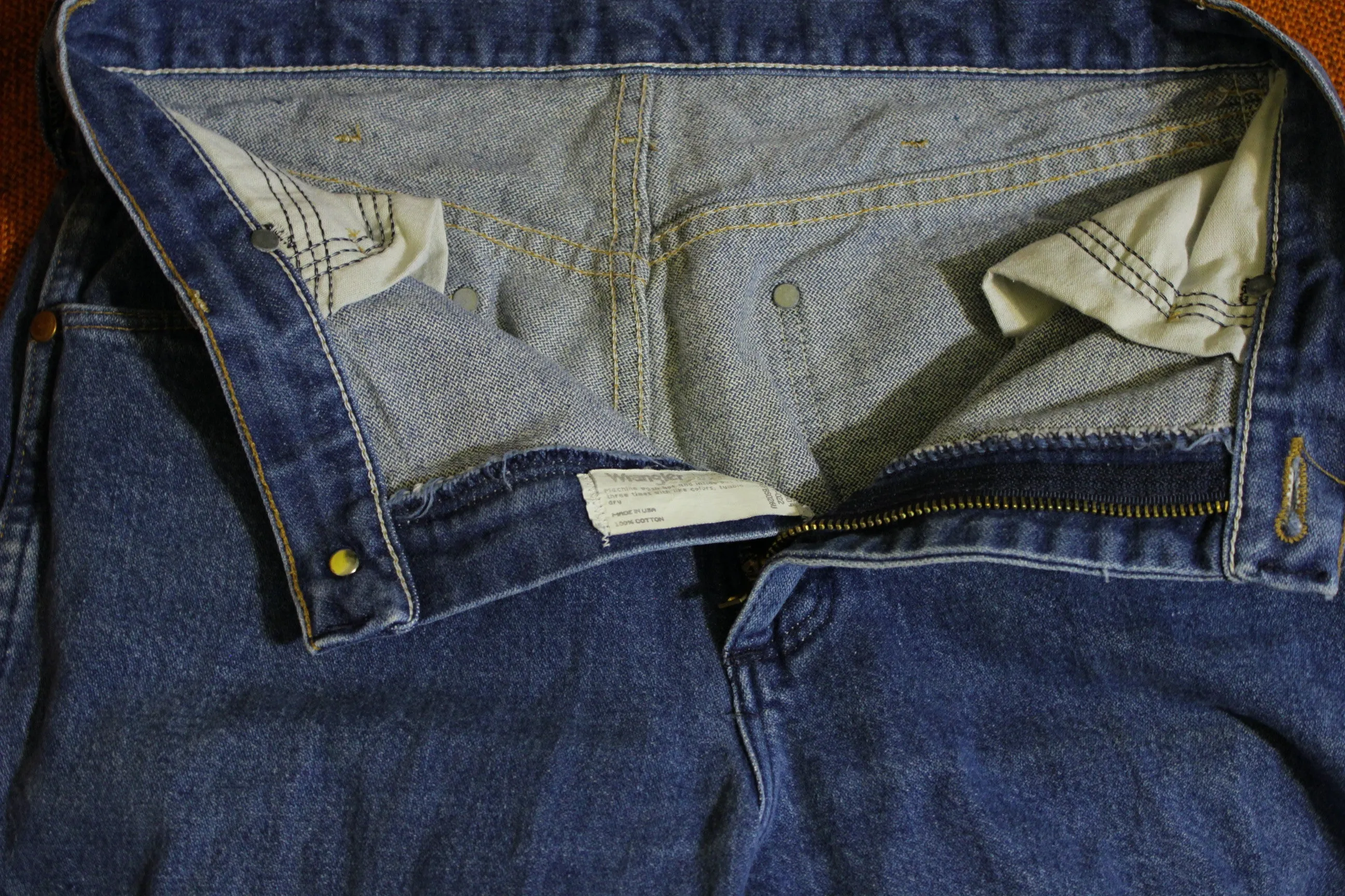 80s Wrangler Jeans Denim Made in USA 13MWZ Cowboy Cut