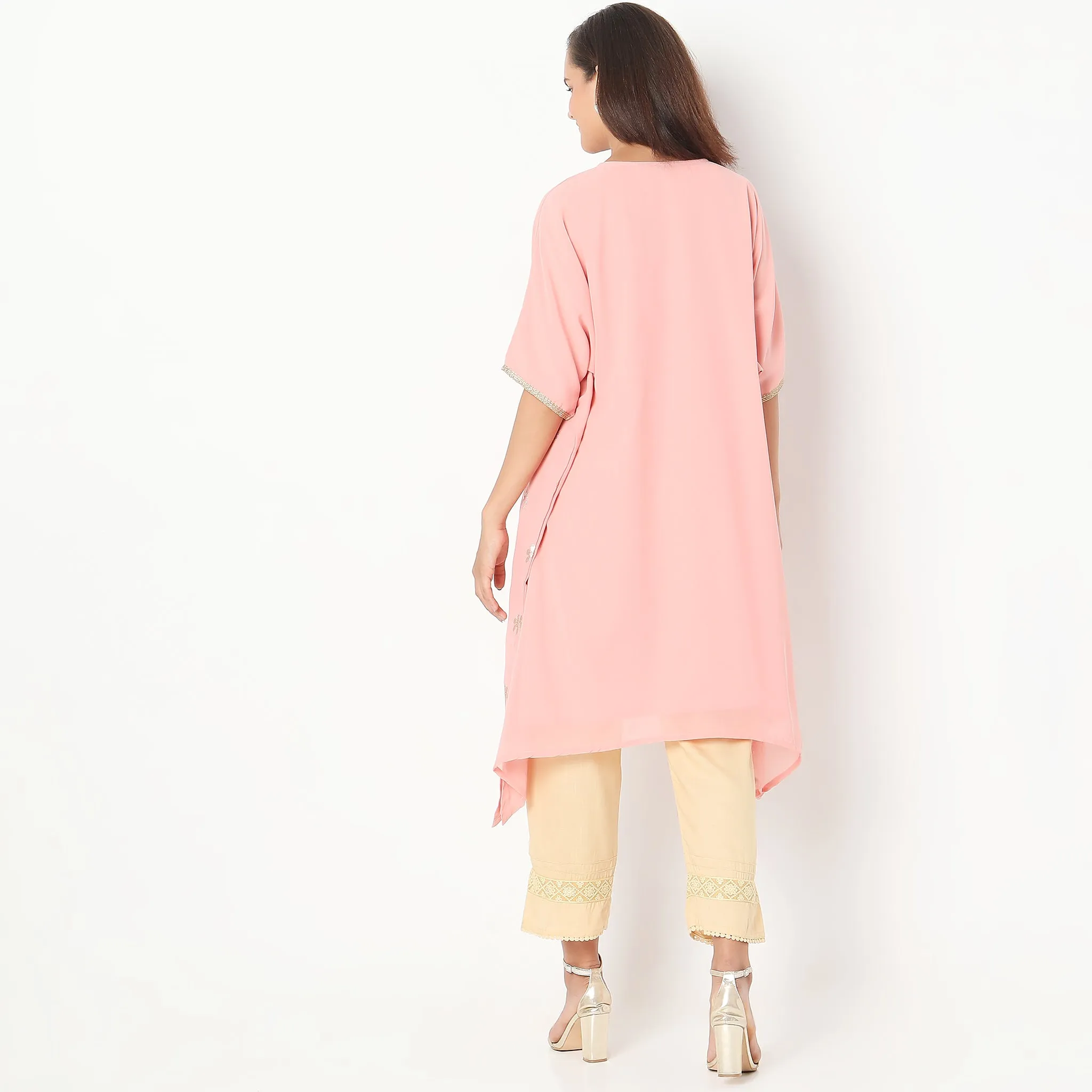 Boxy Fit Embellished Kurta