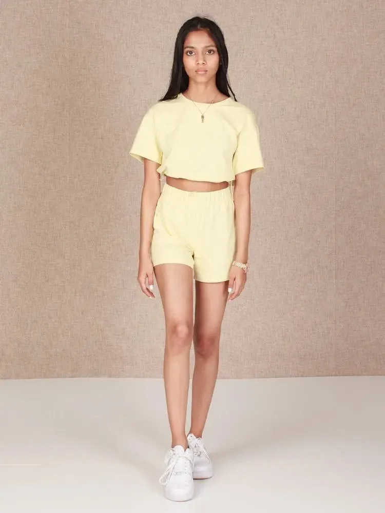 Butter yellow set