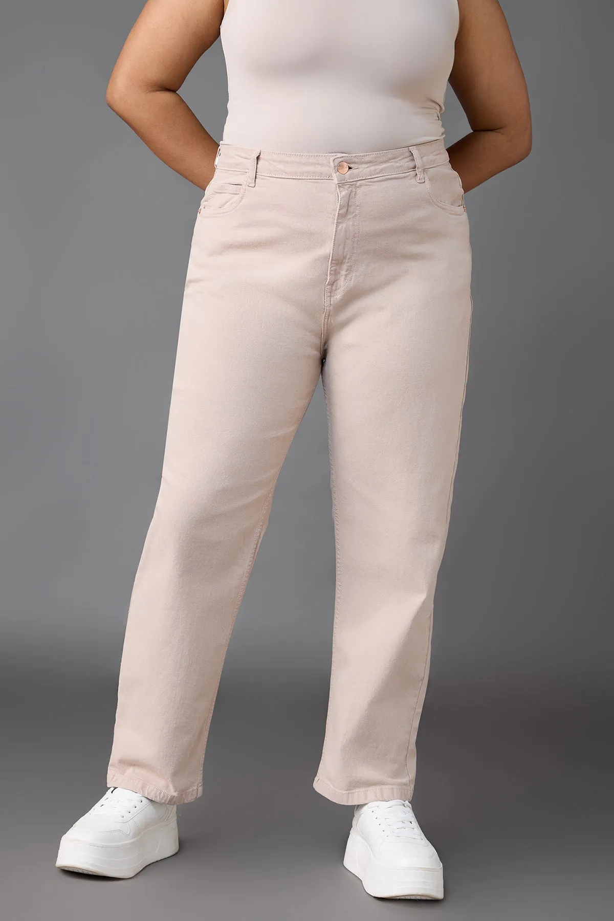 Buttermilk Beige Mom Jeans Curve