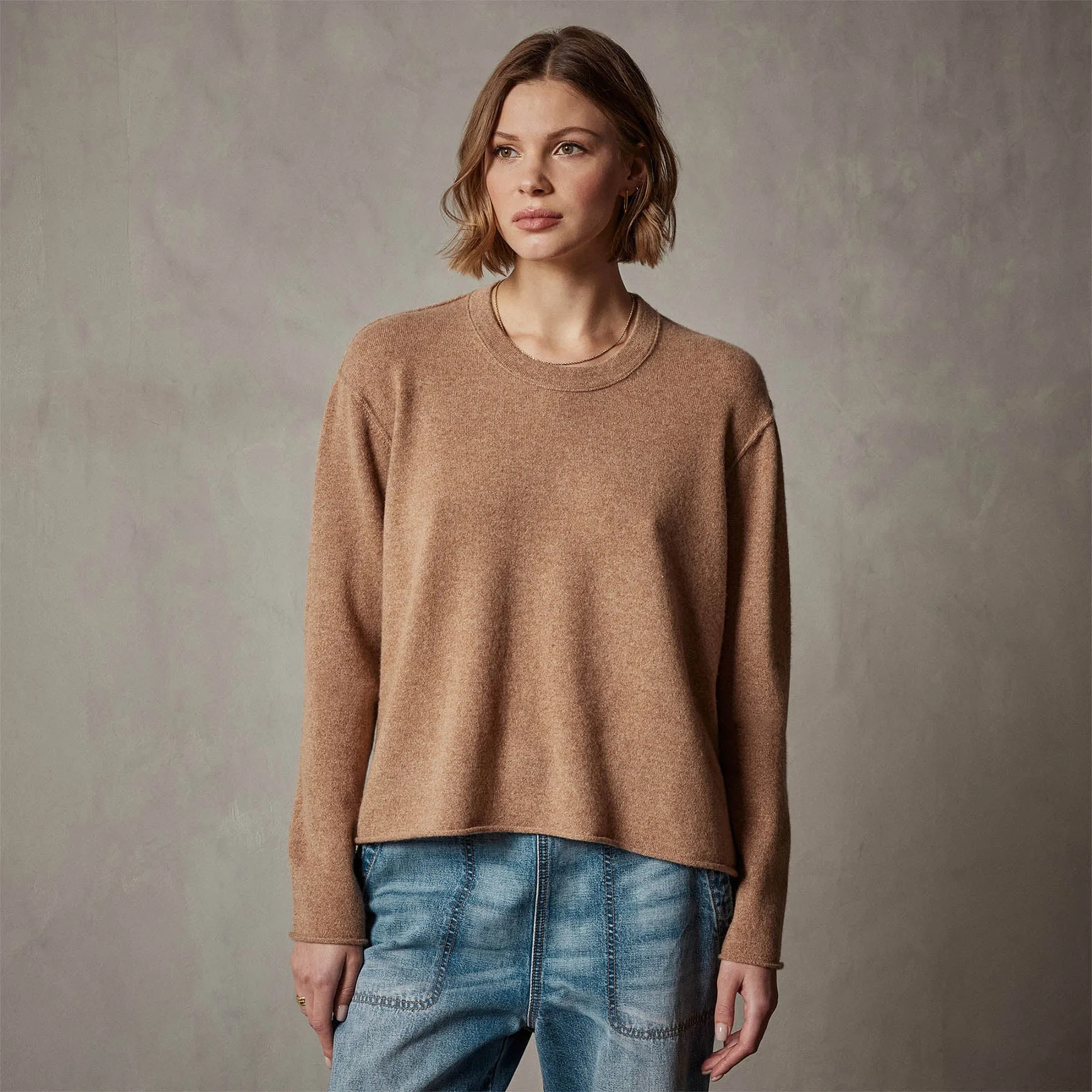 Cashmere Boxy Crew - Caramel