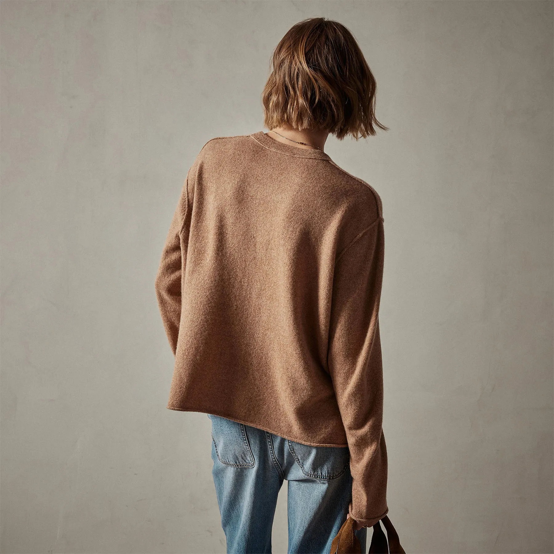 Cashmere Boxy Crew - Caramel