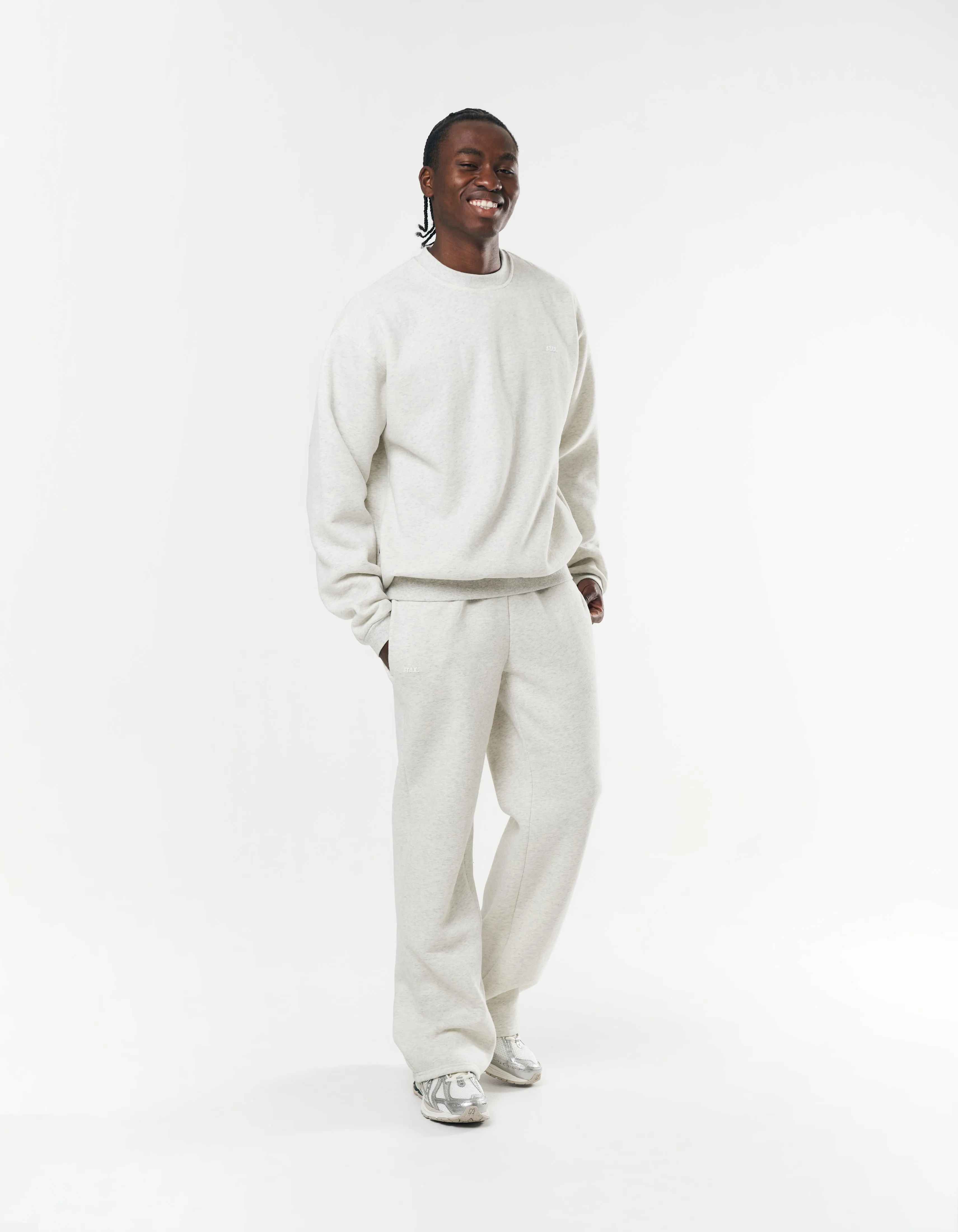 Classic Straight Leg Jogger - Light Grey Marle