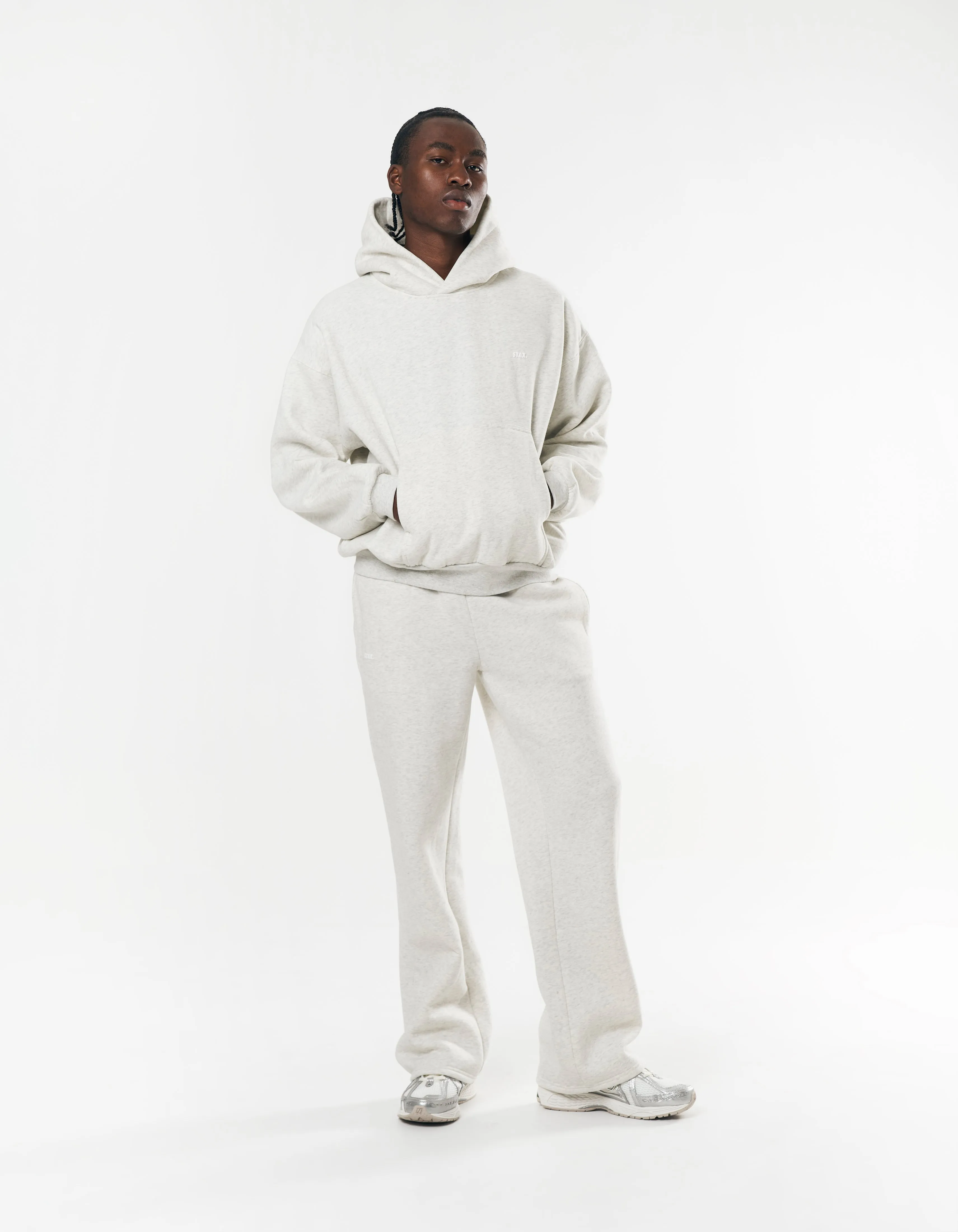 Classic Straight Leg Jogger - Light Grey Marle