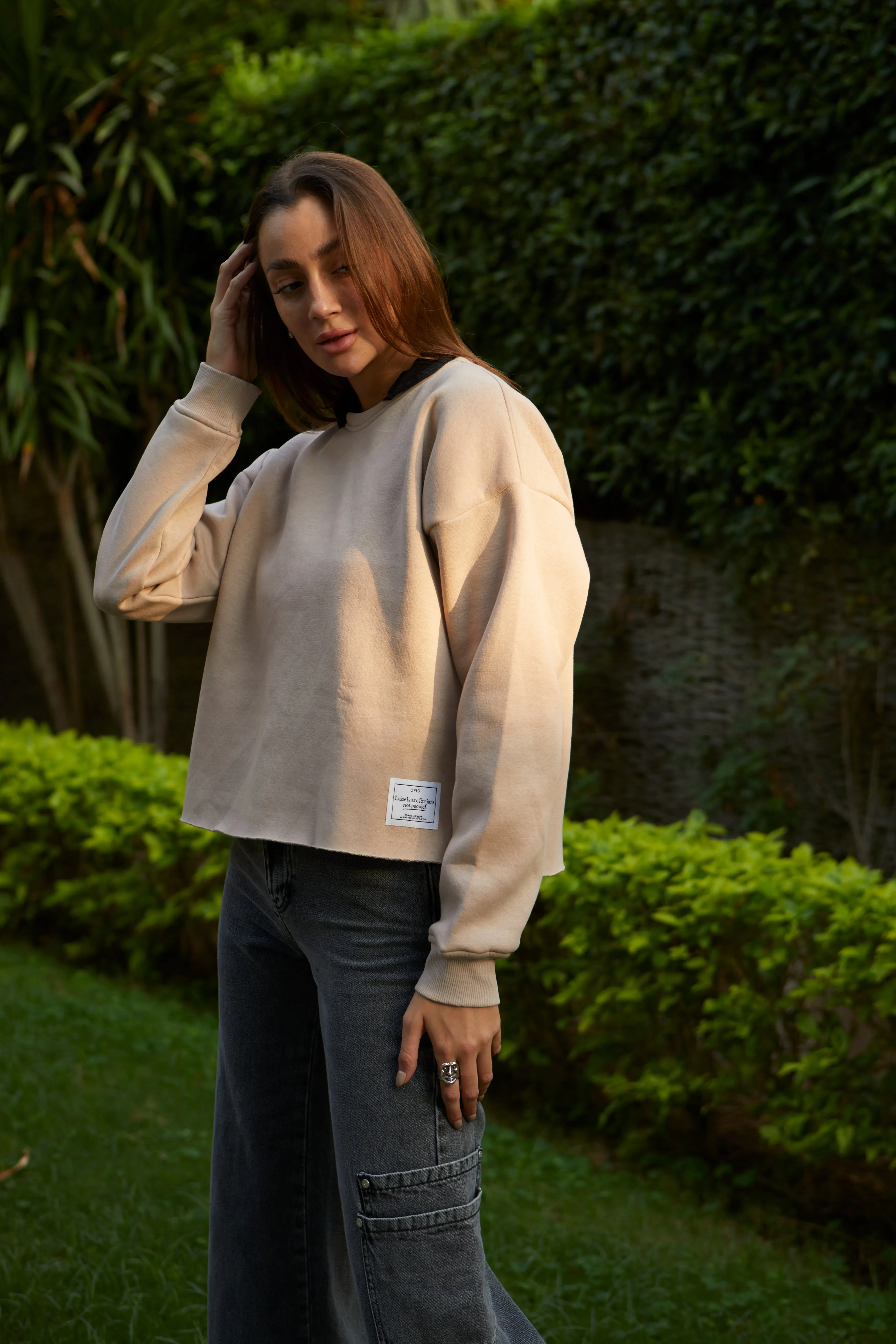 CROPPED ULTIMATE SWEATSHIRT - BEIGE