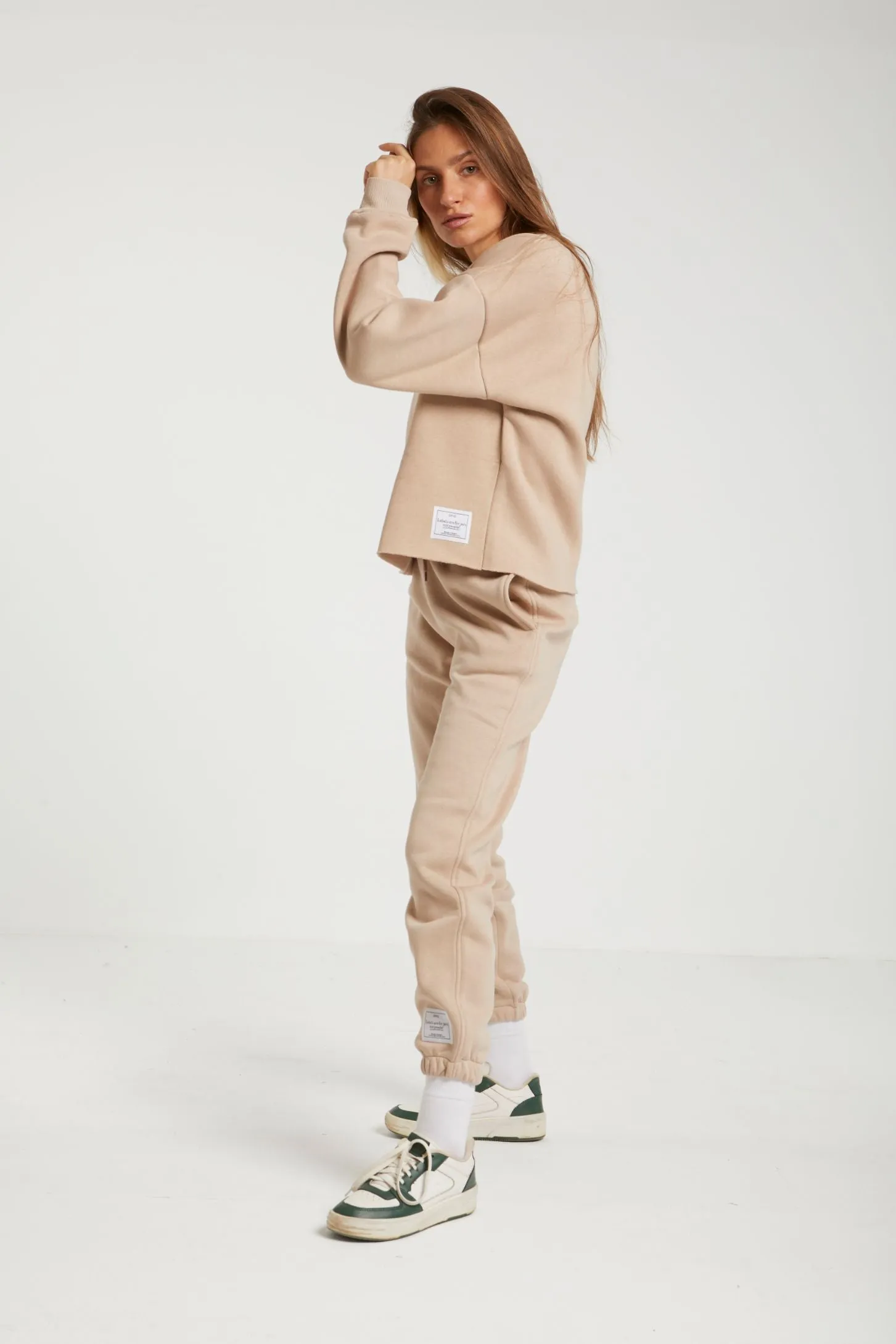 CROPPED ULTIMATE SWEATSHIRT - BEIGE