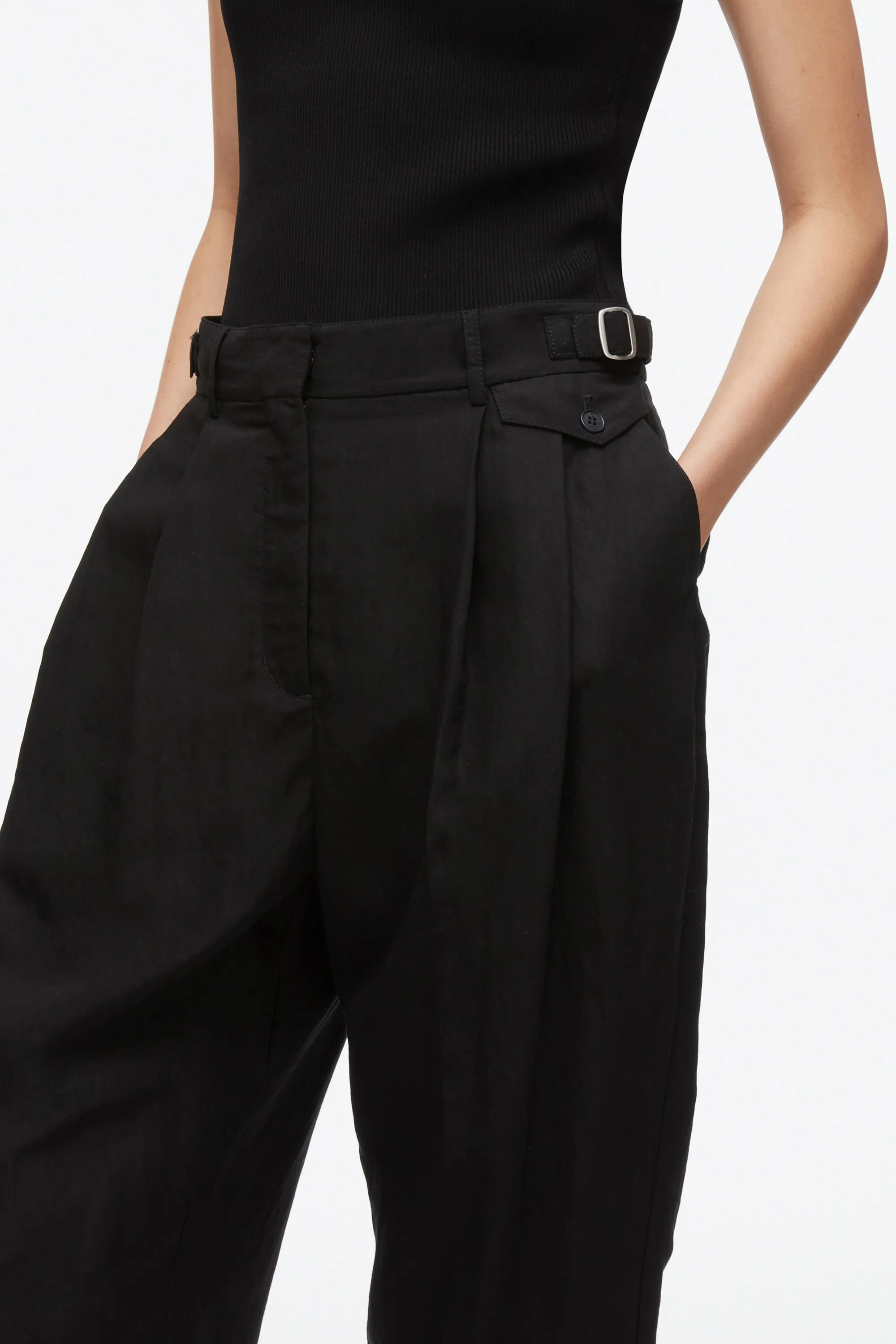 Double Pleat Taper Trouser