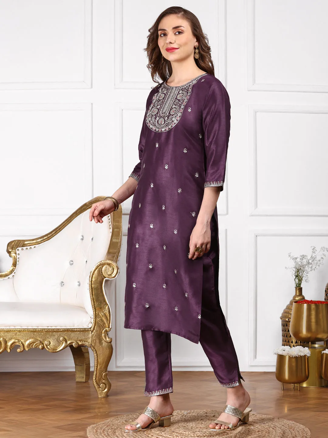 Ethnic Motifs Embroidered Straight Kurta & Trousers With Dupatta