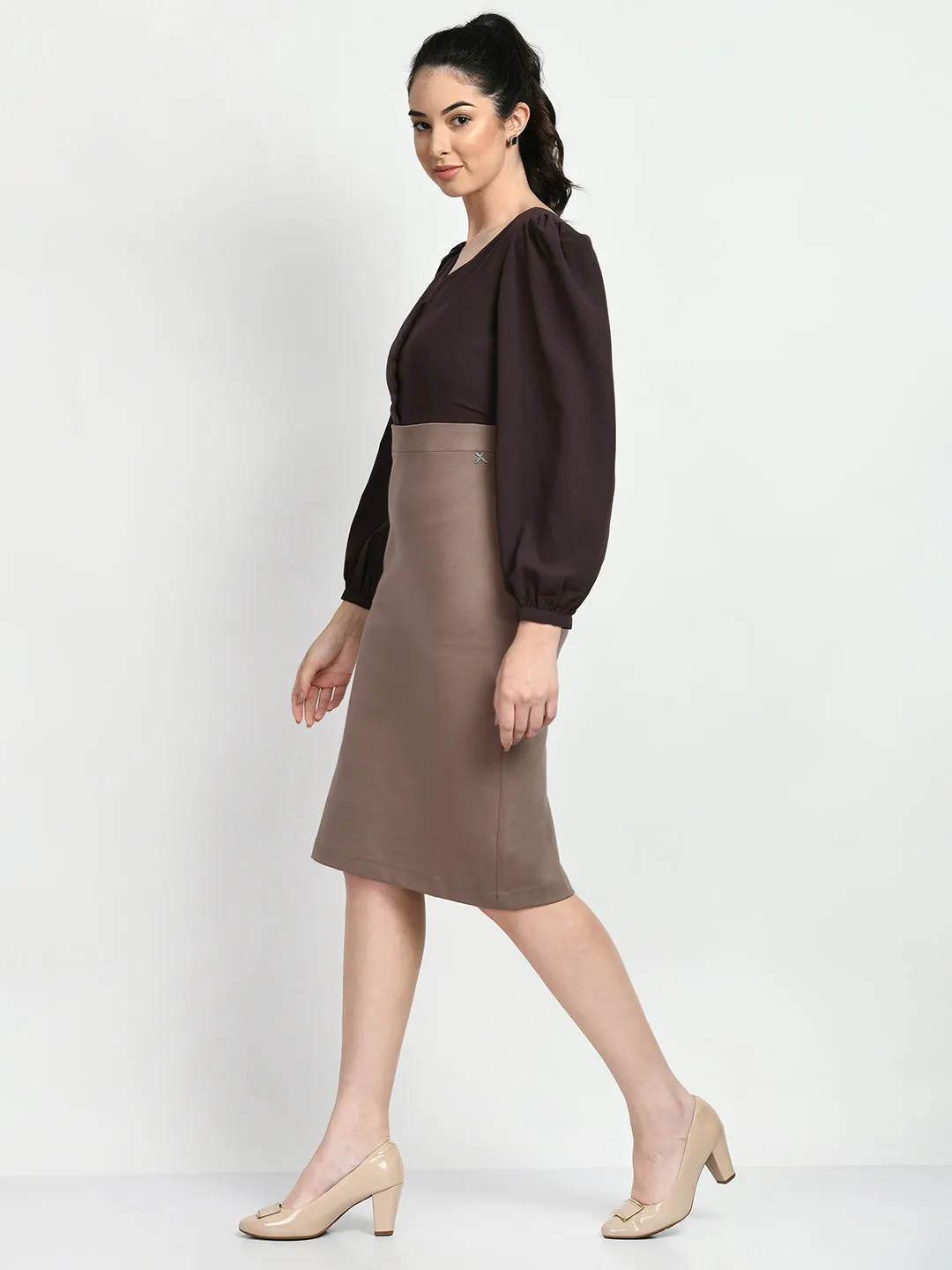 Exude Style Colour Blocked Sheath Dress (Camel Beige   Coffee Brown)