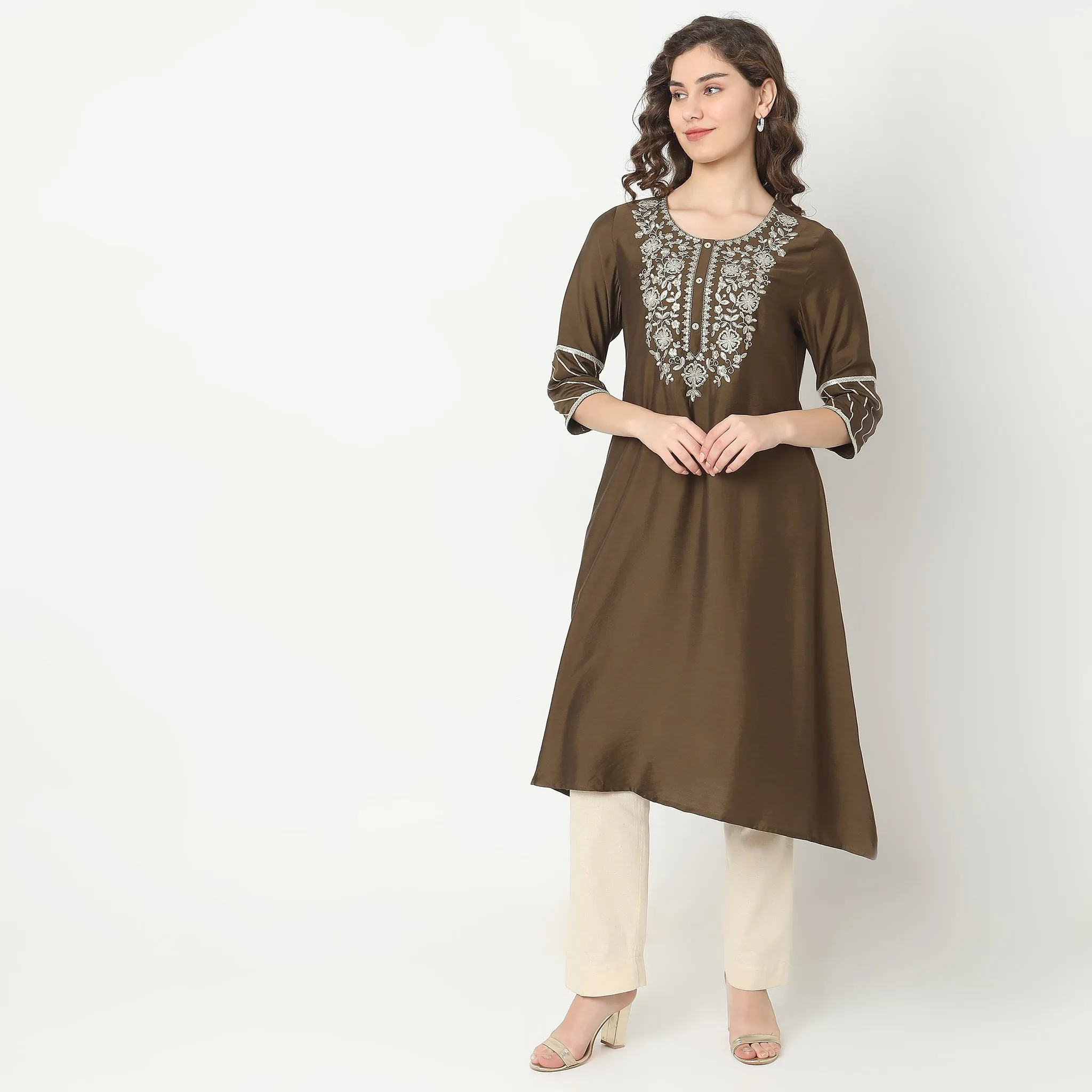 Flare Fit Embellished Kurta