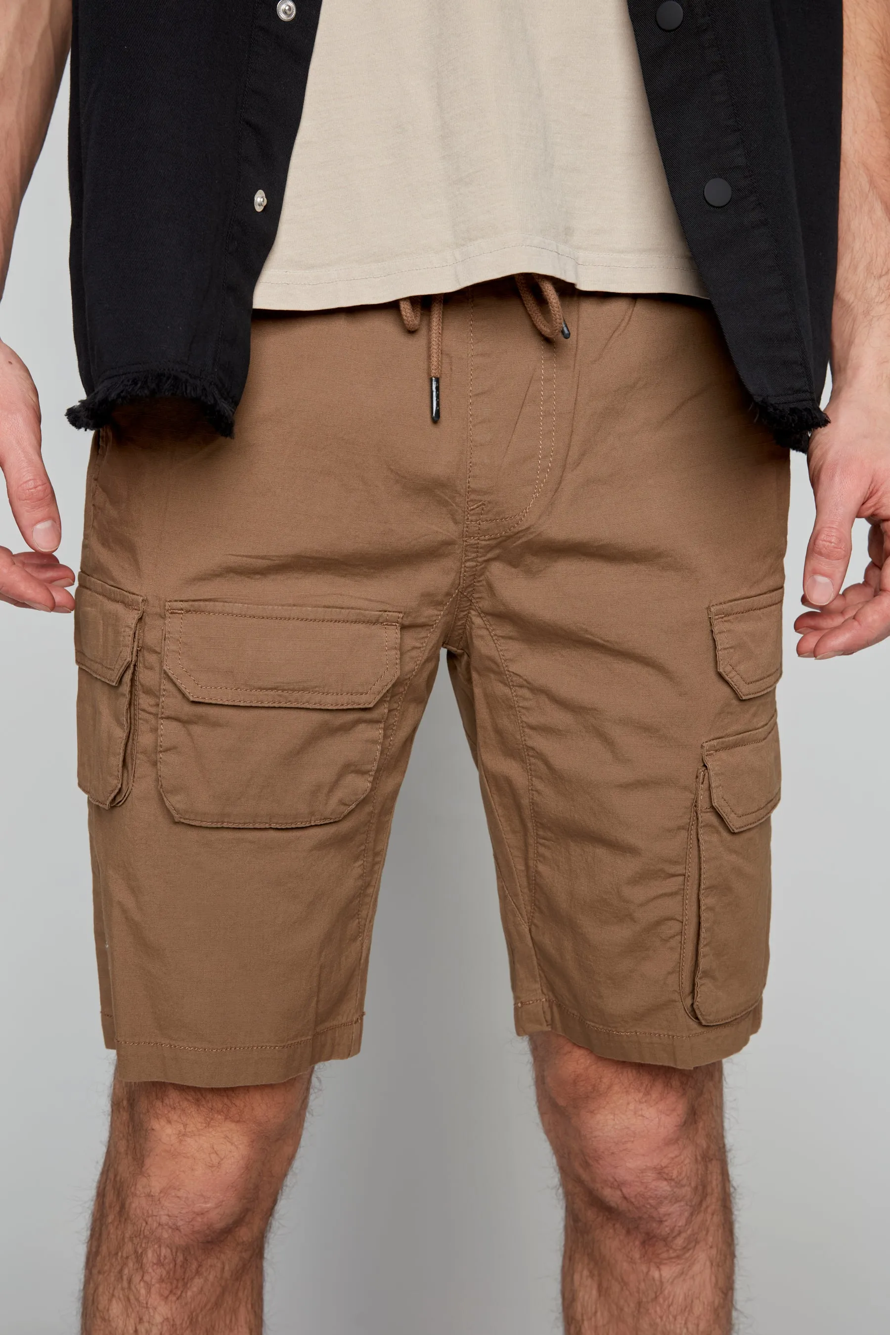 JUDE - Mens Multi Cargo Ripstop Shorts - Tobacco