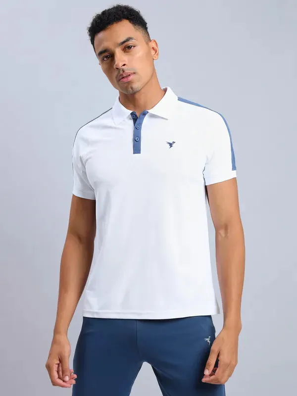 Men Colorblock Slim Fit Polo T-shirt with MATPIQ