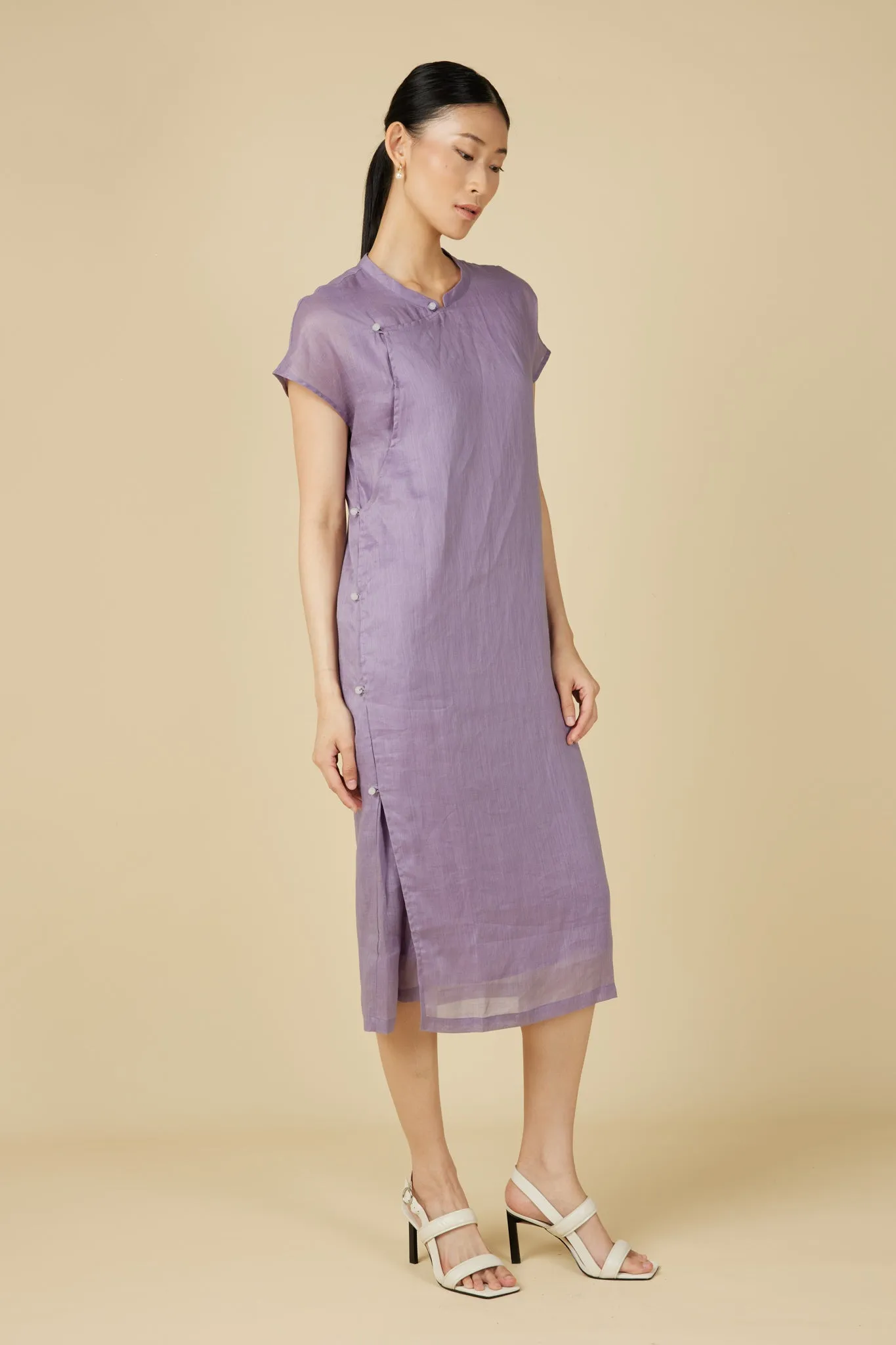 Minimalist Cheongsam Dress in Purple