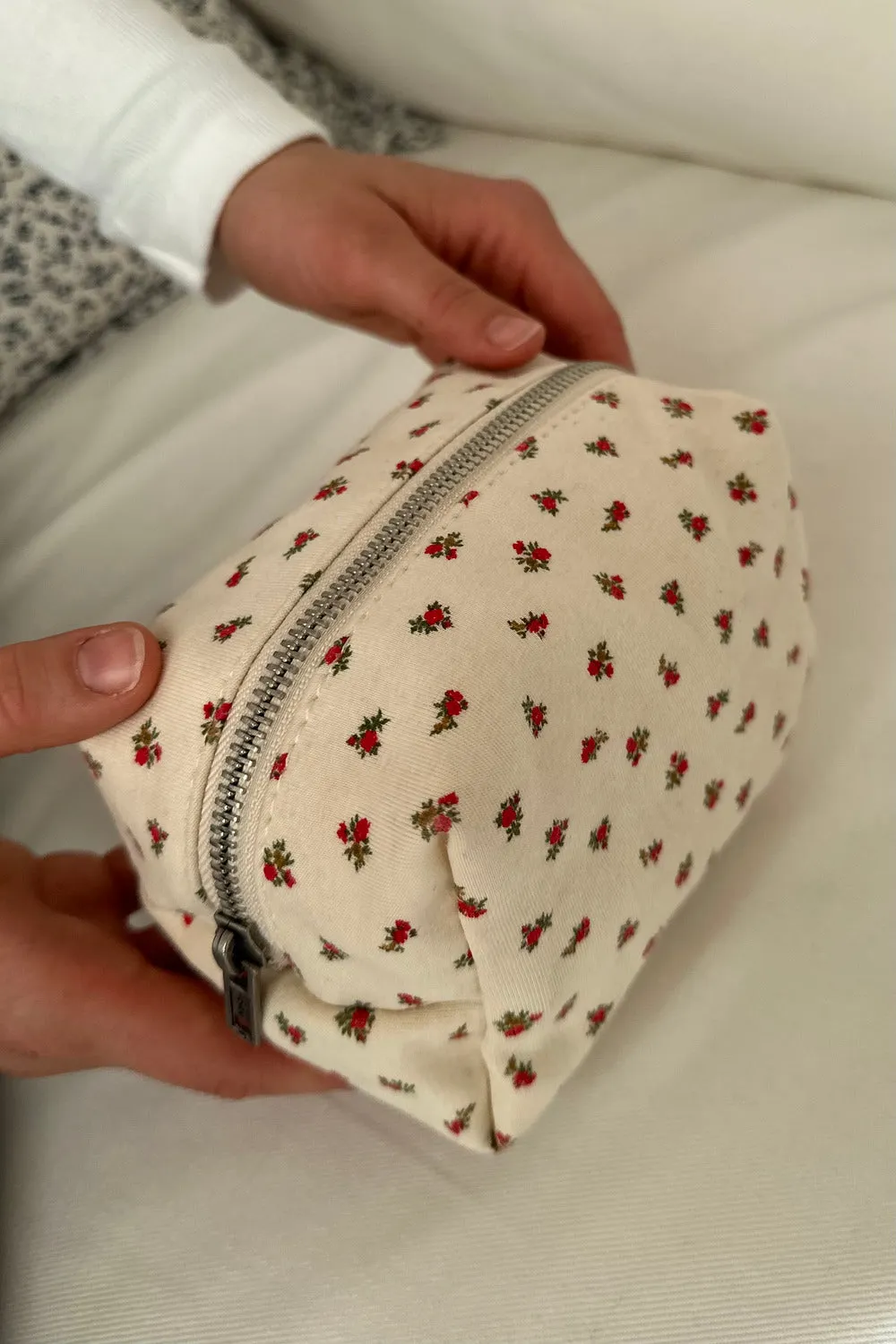 Red Roses Makeup Bag