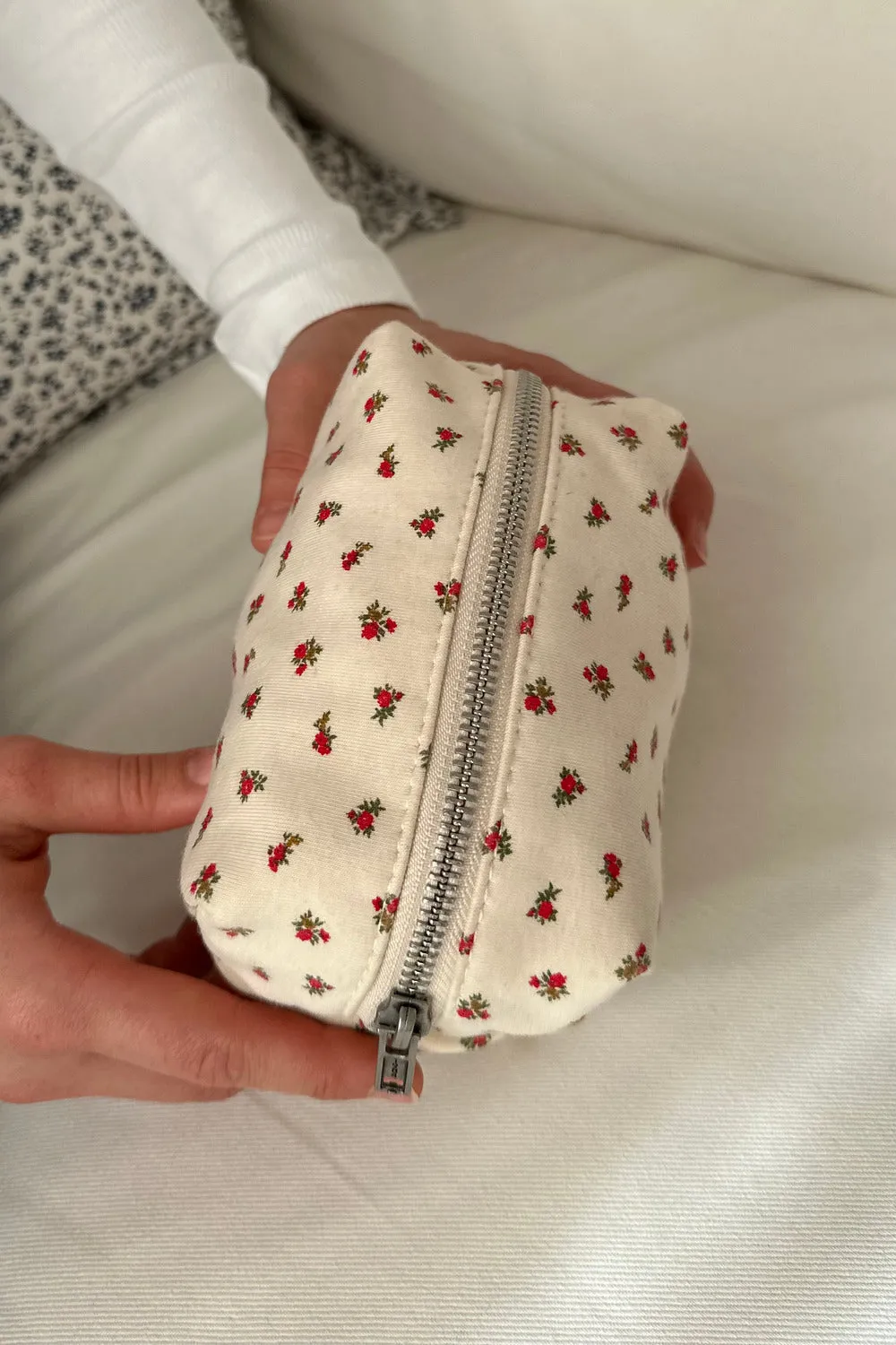 Red Roses Makeup Bag