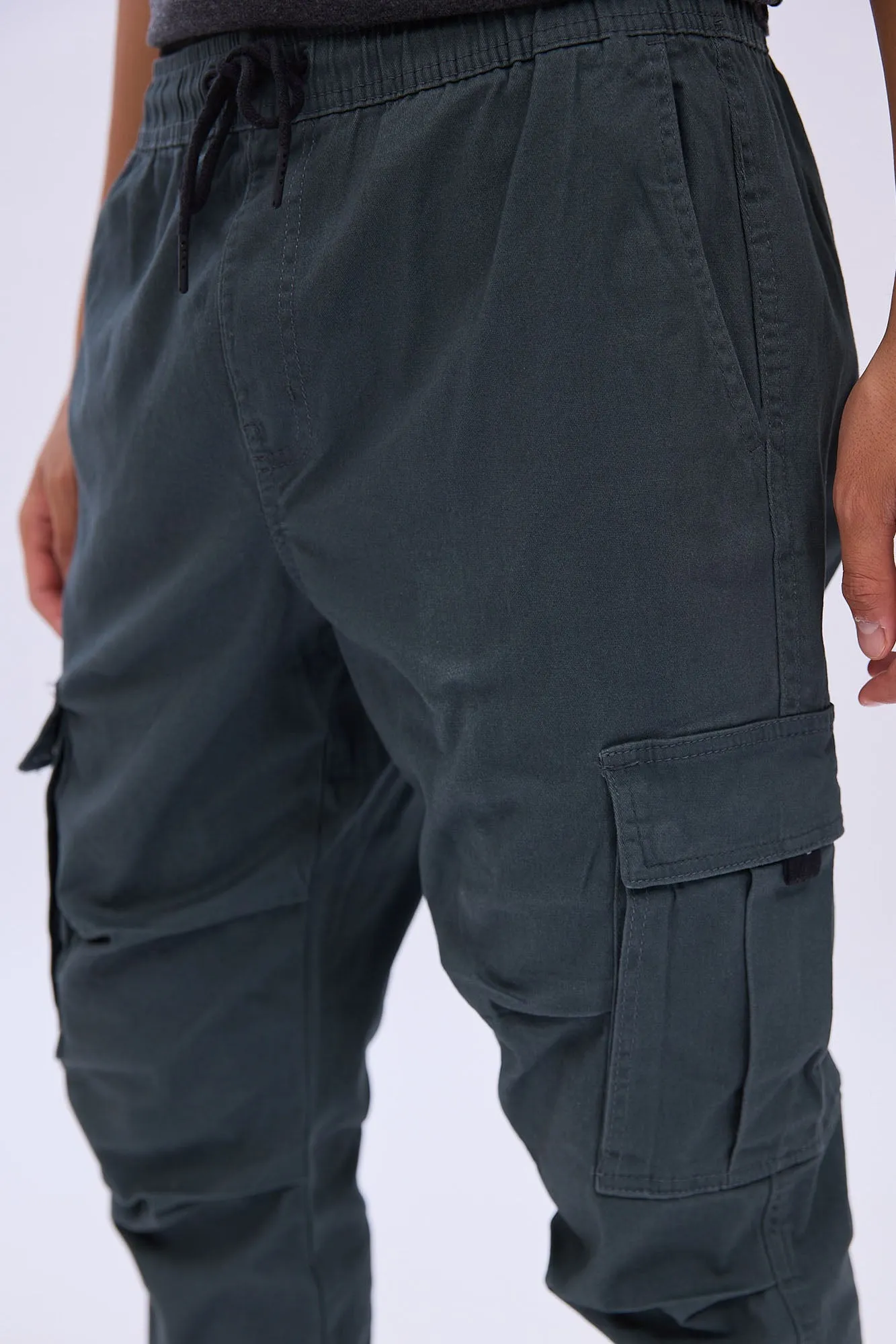 Relaxed Cargo Twill Jogger