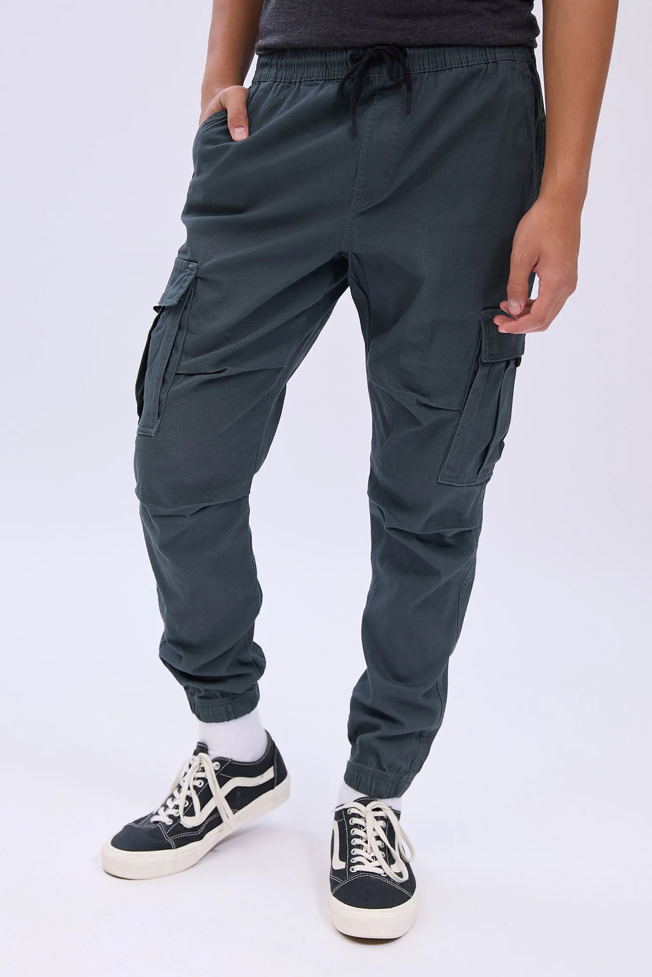 Relaxed Cargo Twill Jogger