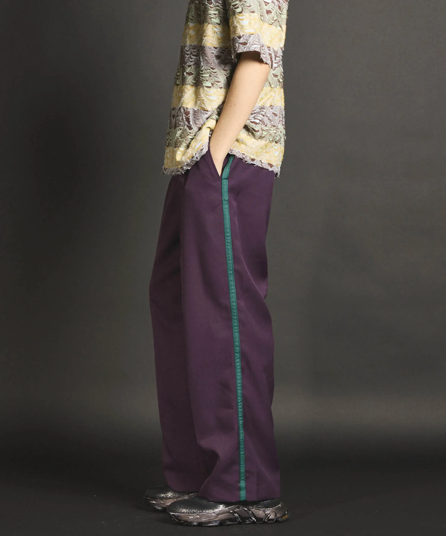 Side Line Twill Wide Pants