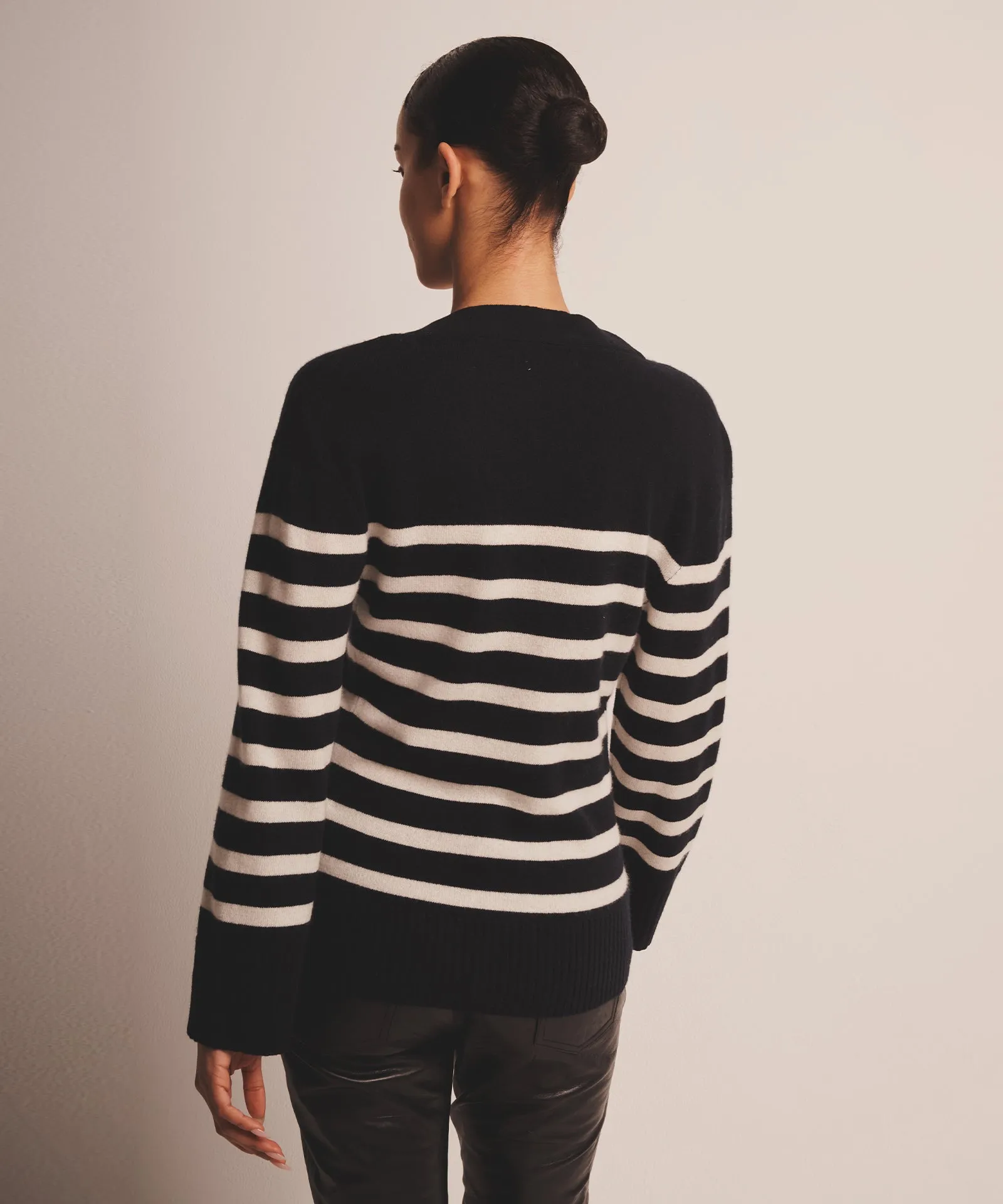 Signature Cashmere Striped Fitted Cardigan