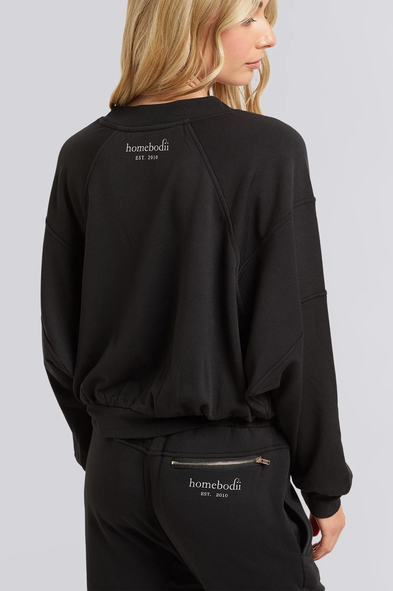 Signature Jumper - Black