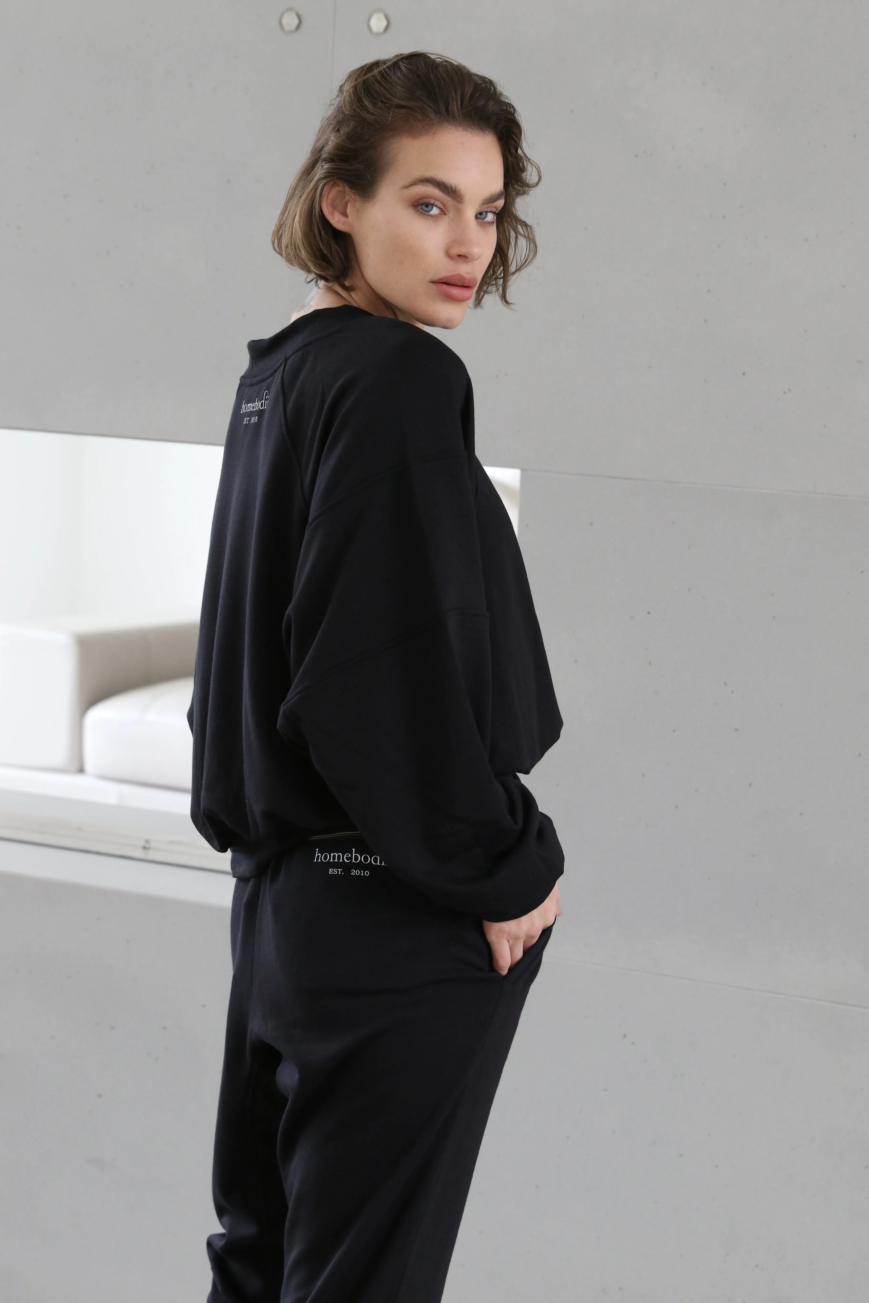 Signature Jumper - Black