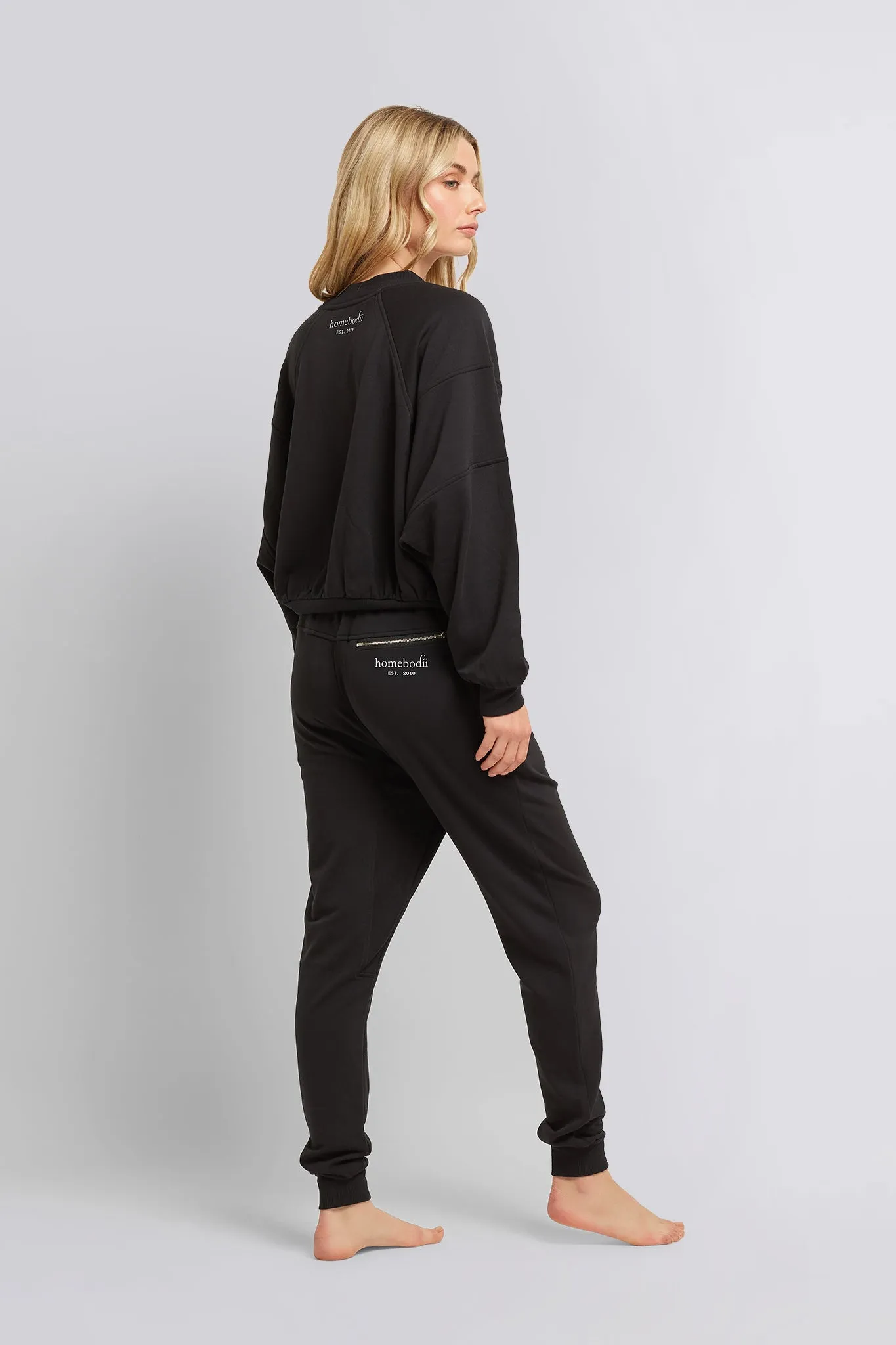 Signature Jumper - Black