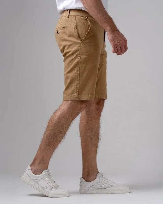 SLIM-FIT CHINO SHORT - CAMEL