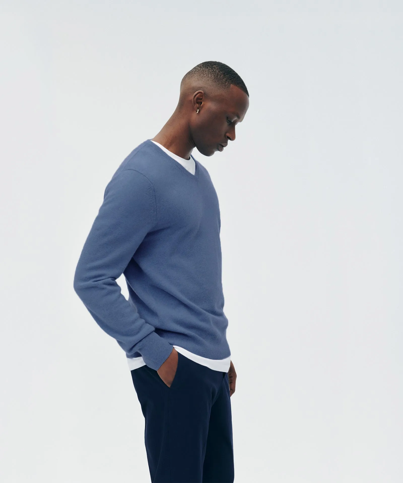 The Original Cashmere V-Neck Sweater Men's