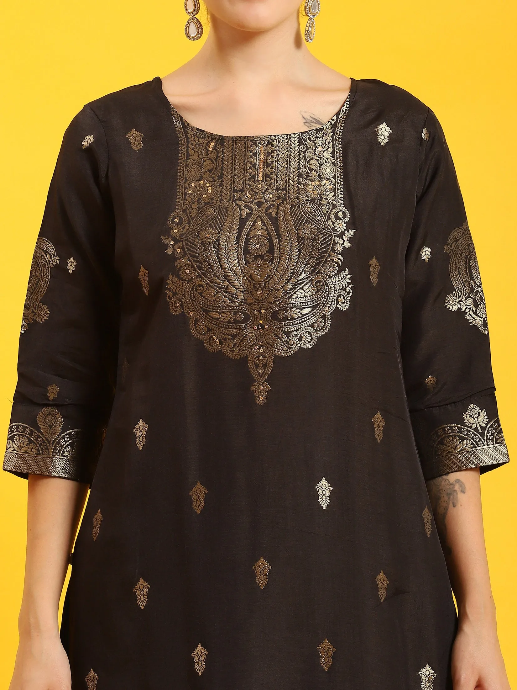 Women Black Printed Kurta Trouser Dupatta