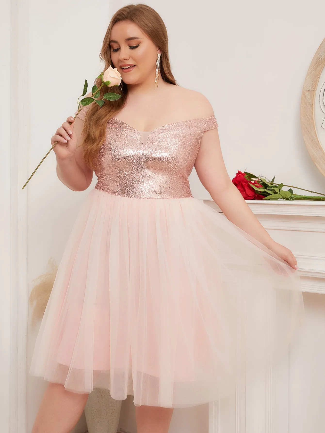 Women Plus Size Off the Shoulder Gold Sequins & Tulle Cocktail Party Dresses